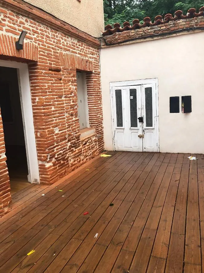 Apartamento Le Patio Jacuzzi Centre Toulouse 0*,  Francia
