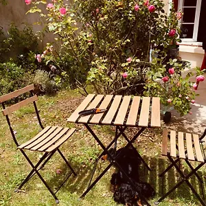  Hébergement de vacances Ibis Rouge France
